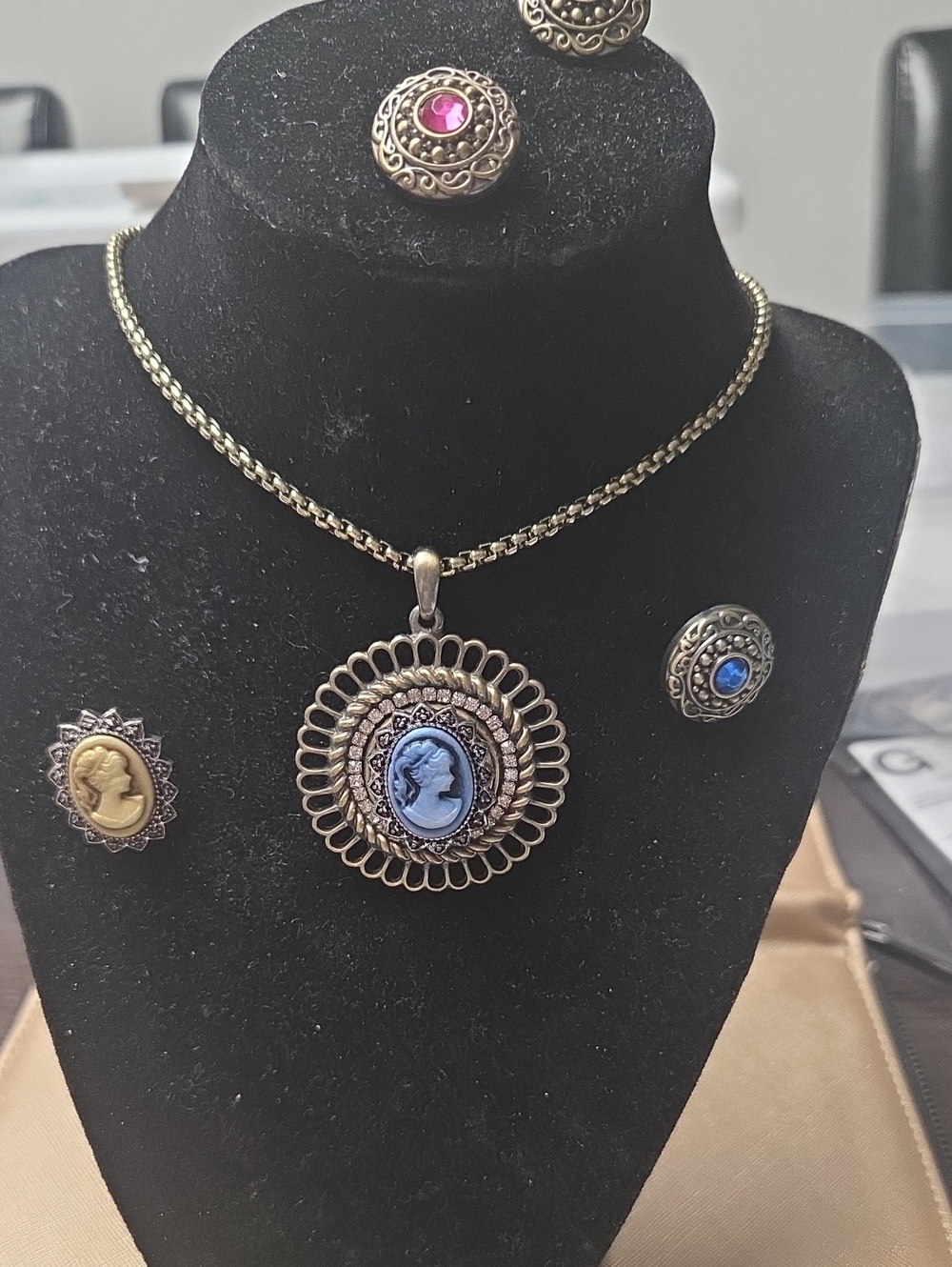 Cameo Pendant Necklace with Antique Gold Filigree Pick Your Stone, Extra Stone 5